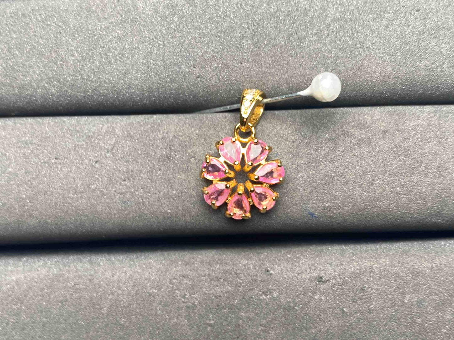 A14875 Pink Sapphire Pendant