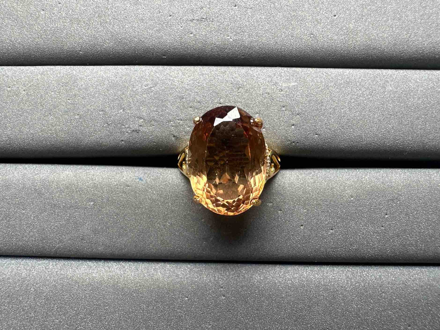 A14917 Topaz Ring