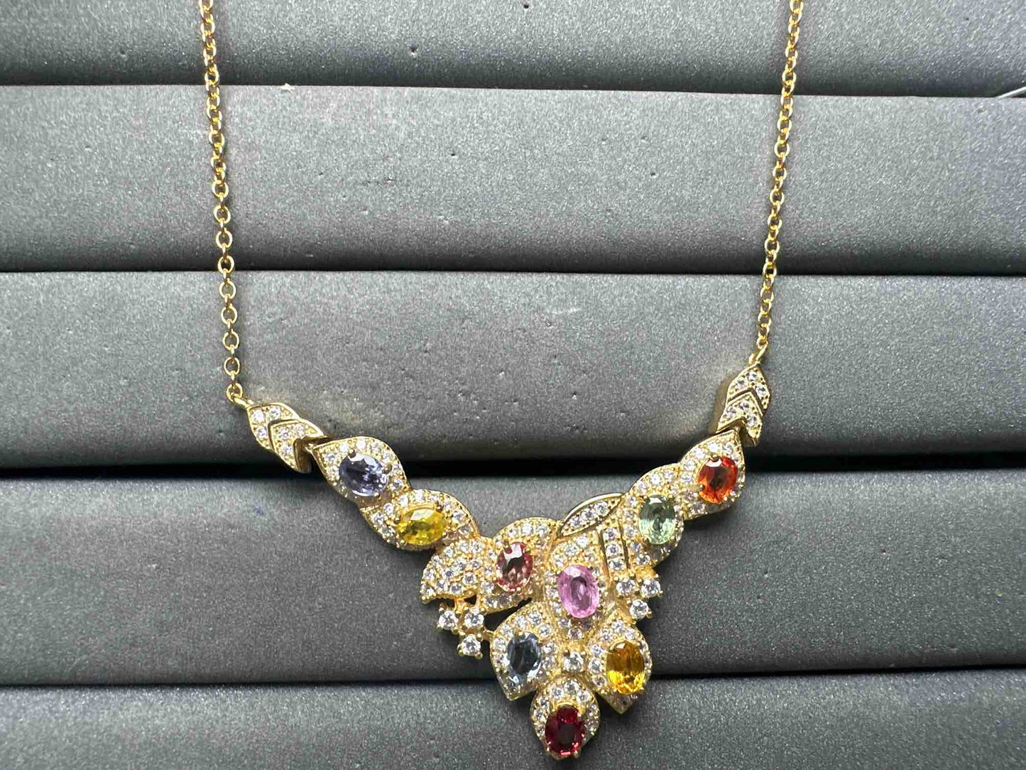 A14934 Colorful Sapphire Necklace