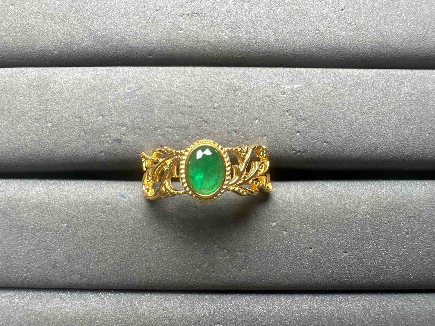 A14935 Emerald Ring