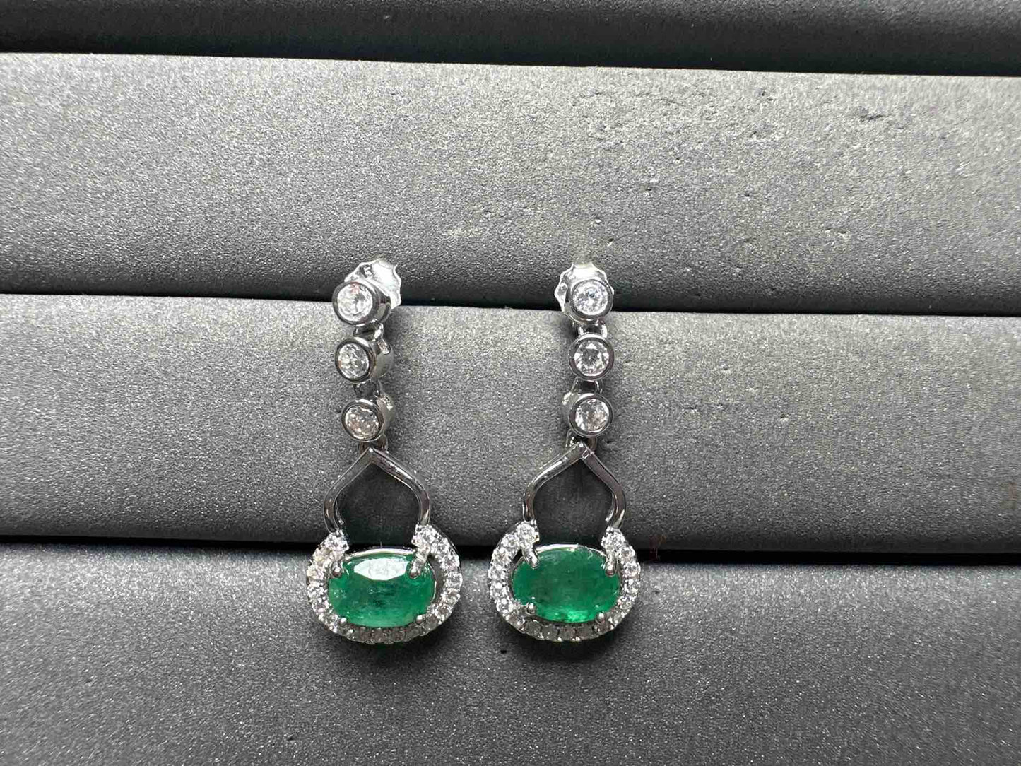 A14999 Emerald Earrings