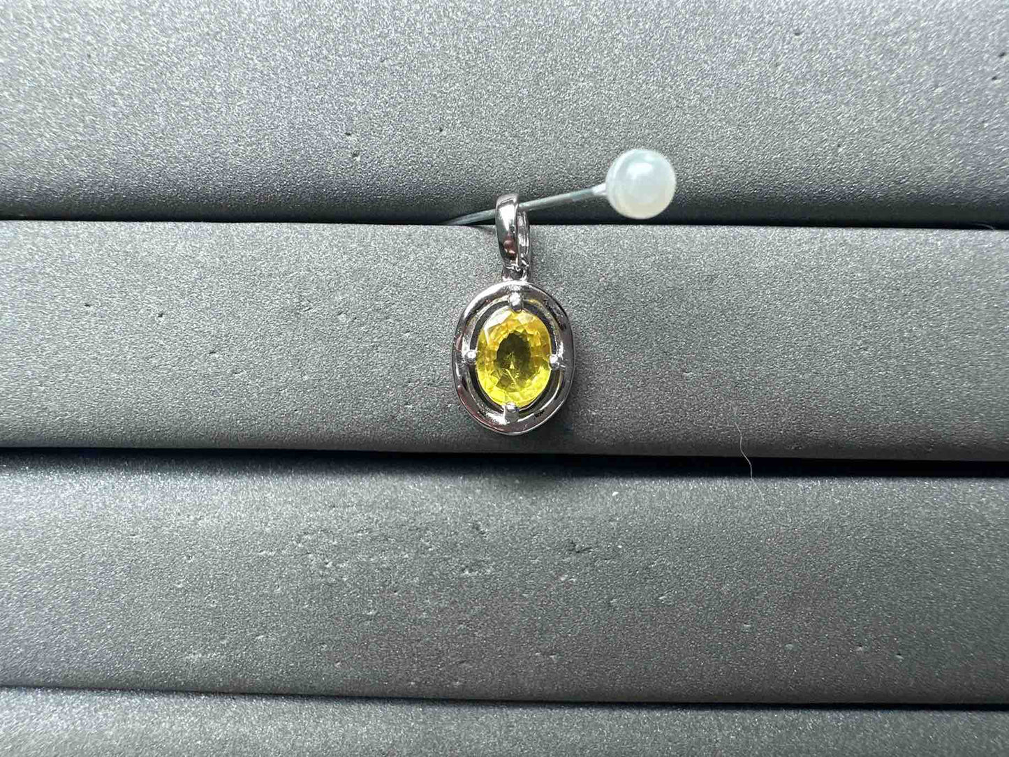 A15026 Yellow Sapphire Pendant
