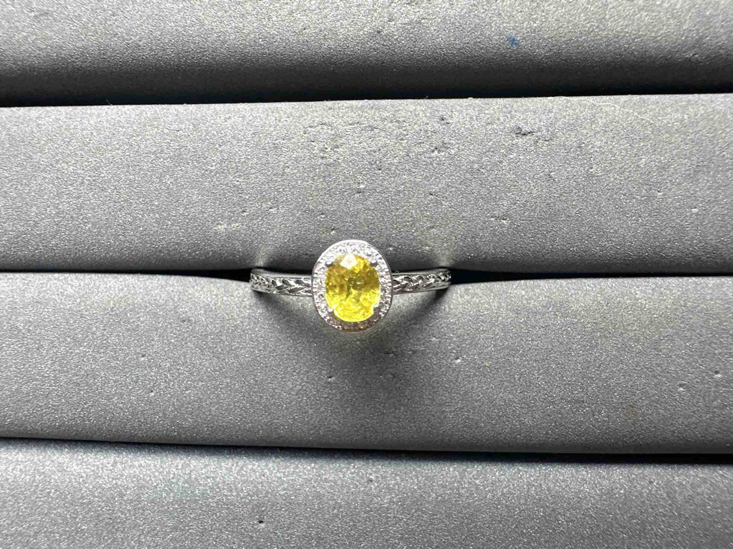 A15042 Yellow Sapphire Ring