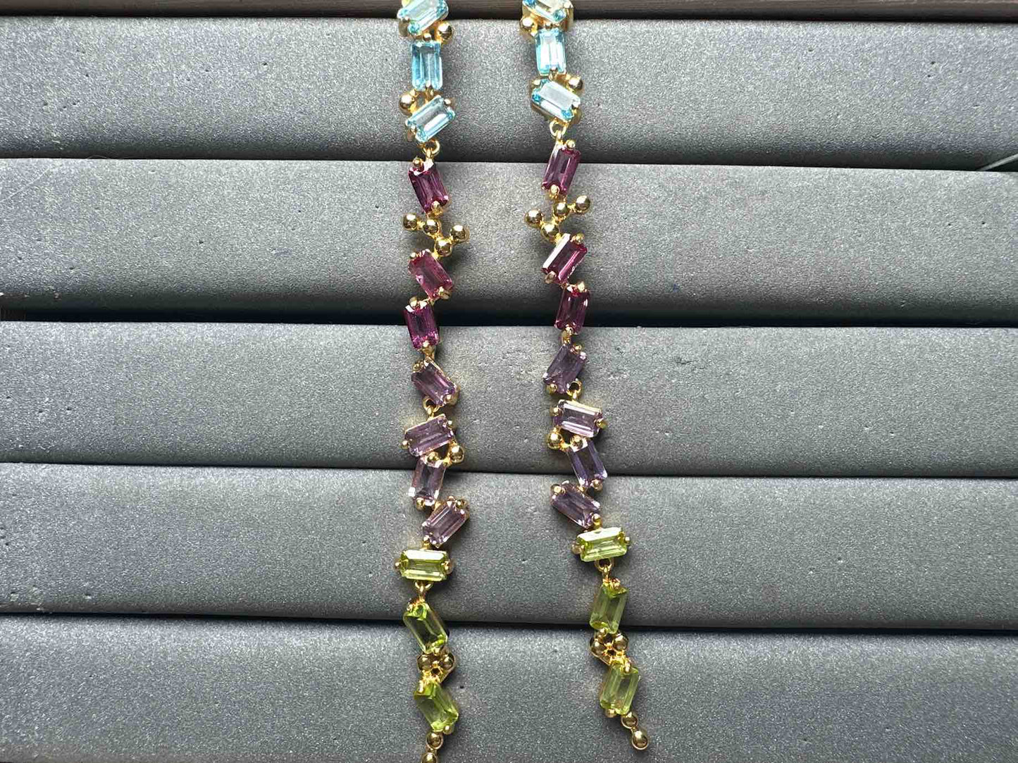 A15064 Peridot Earrings