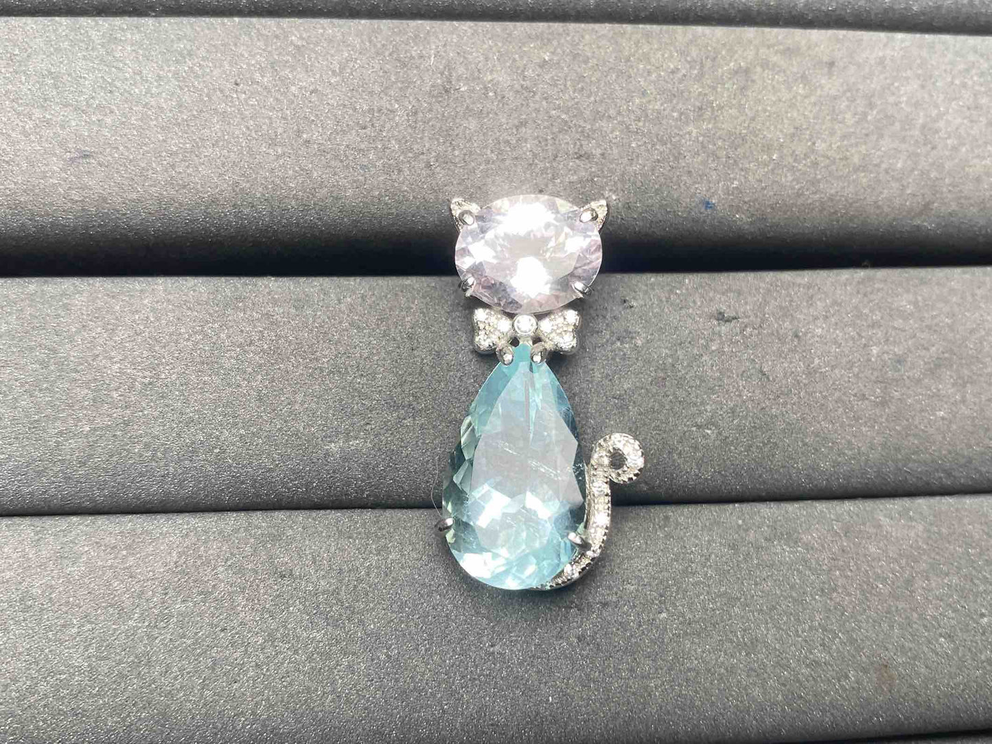 A15089 Aquamarine Pendant