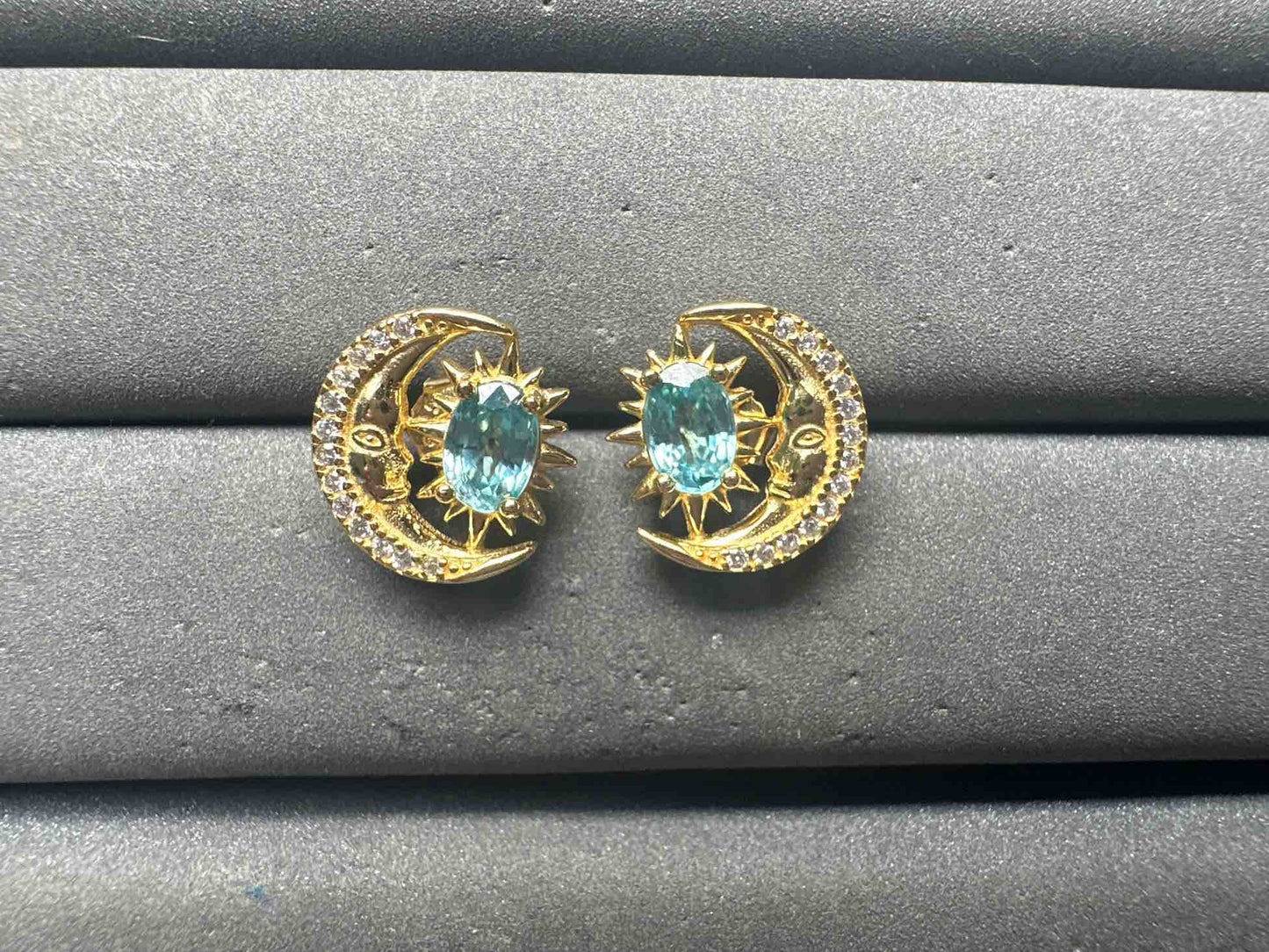 A15188 Natural Zicorn Earrings