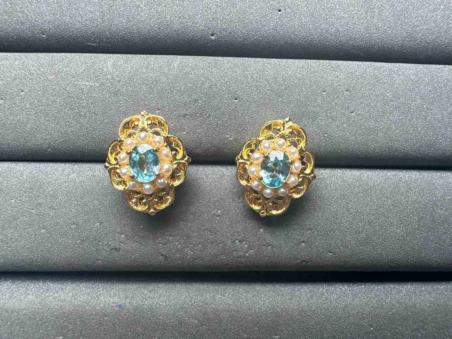 A15190 Natural Zicorn Earrings