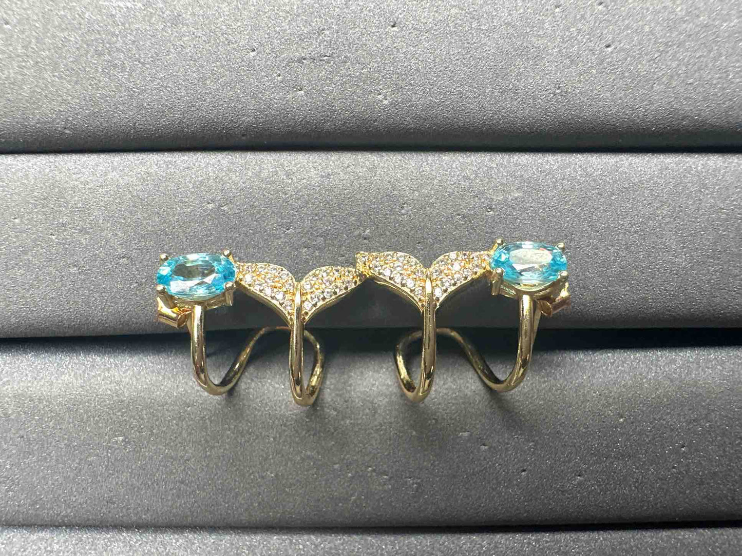 A15203 Natural Zicorn Earrings