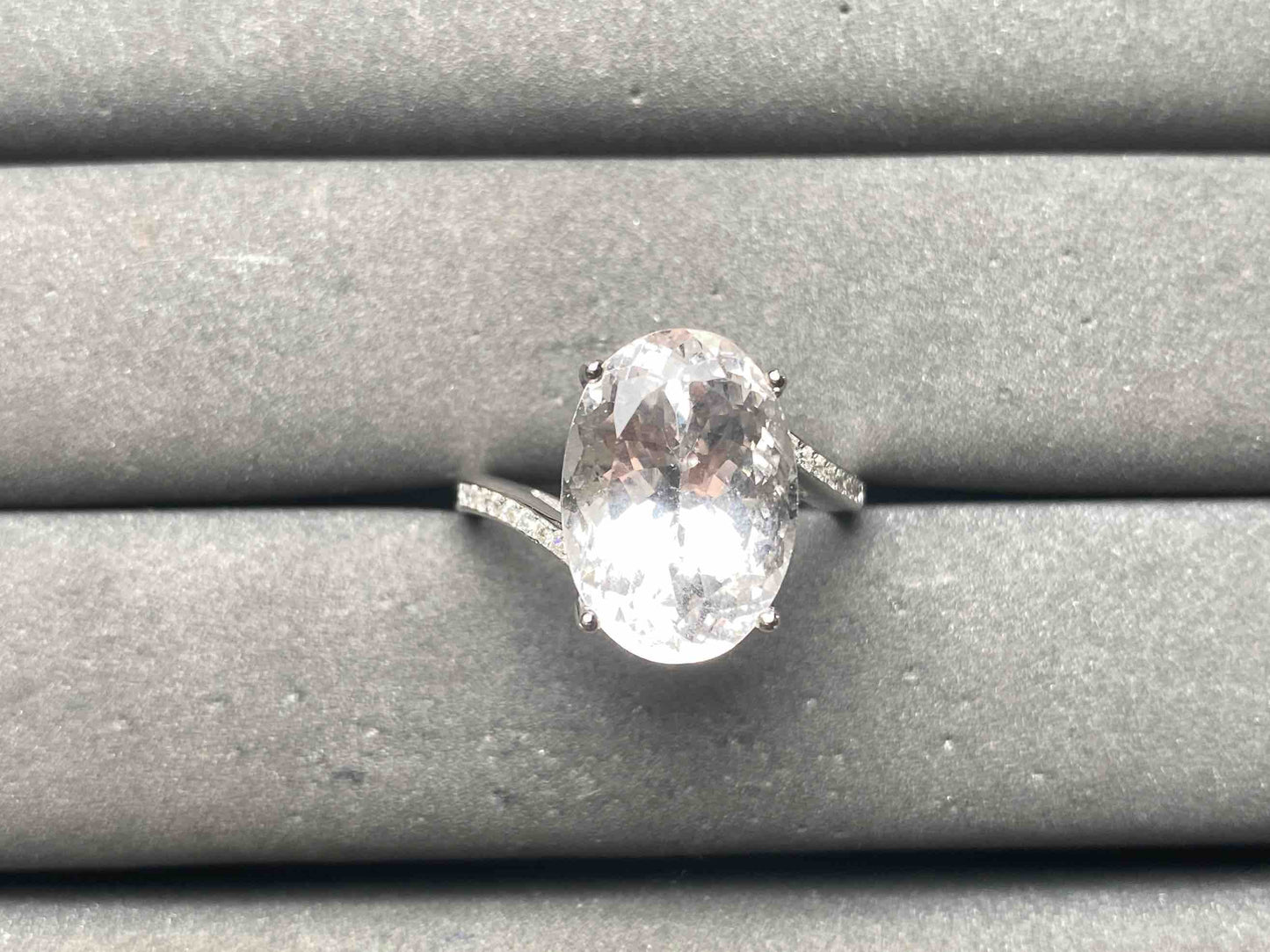 A15230 Aquamarine Ring