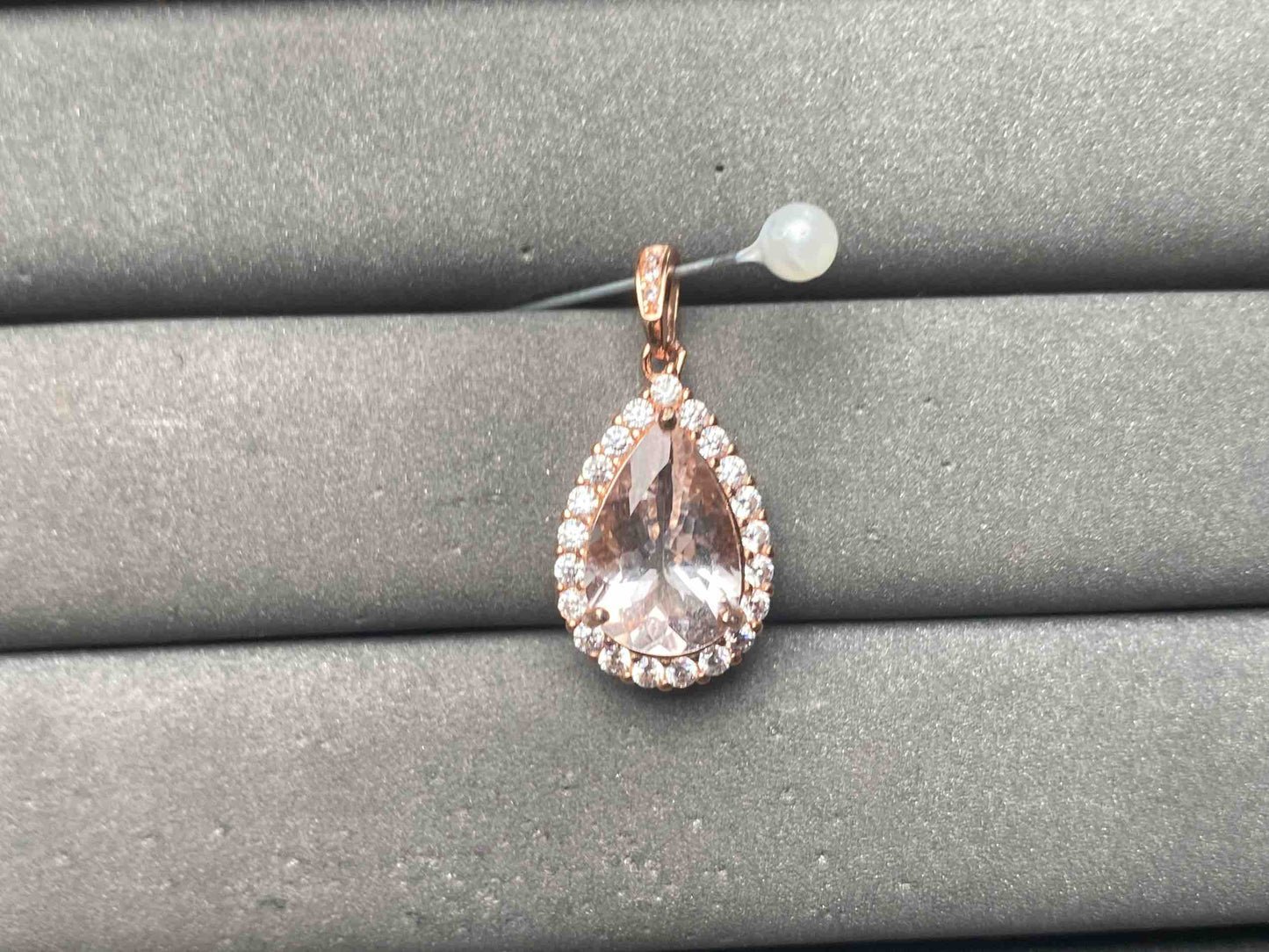 A15237 Aquamarine Pendant