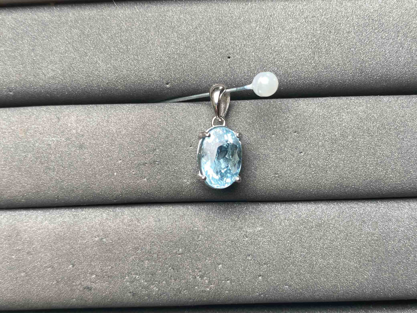 A15248 Aquamarine Pendant
