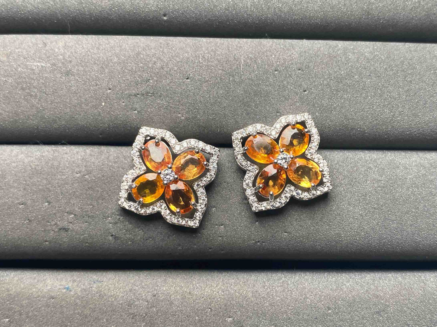 A15269 Sapphire Earrings