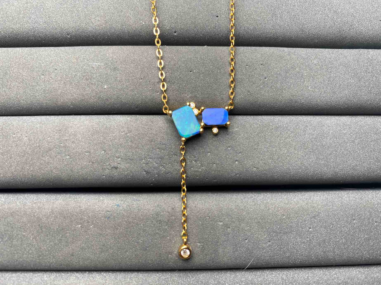 A15296 Opal Necklace