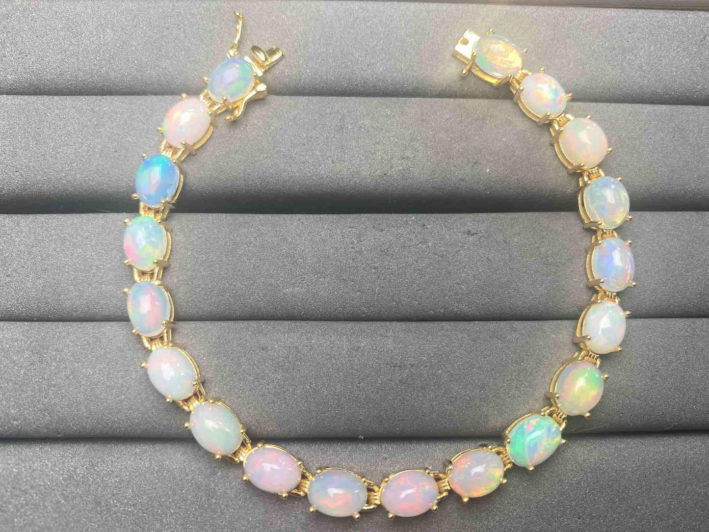 A15325 Opal Bracelet