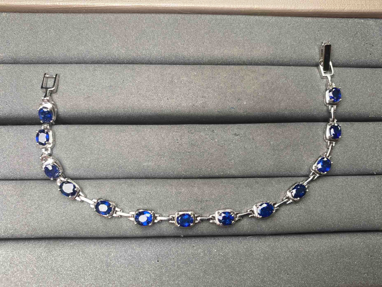 A15327 Sapphire Bracelet