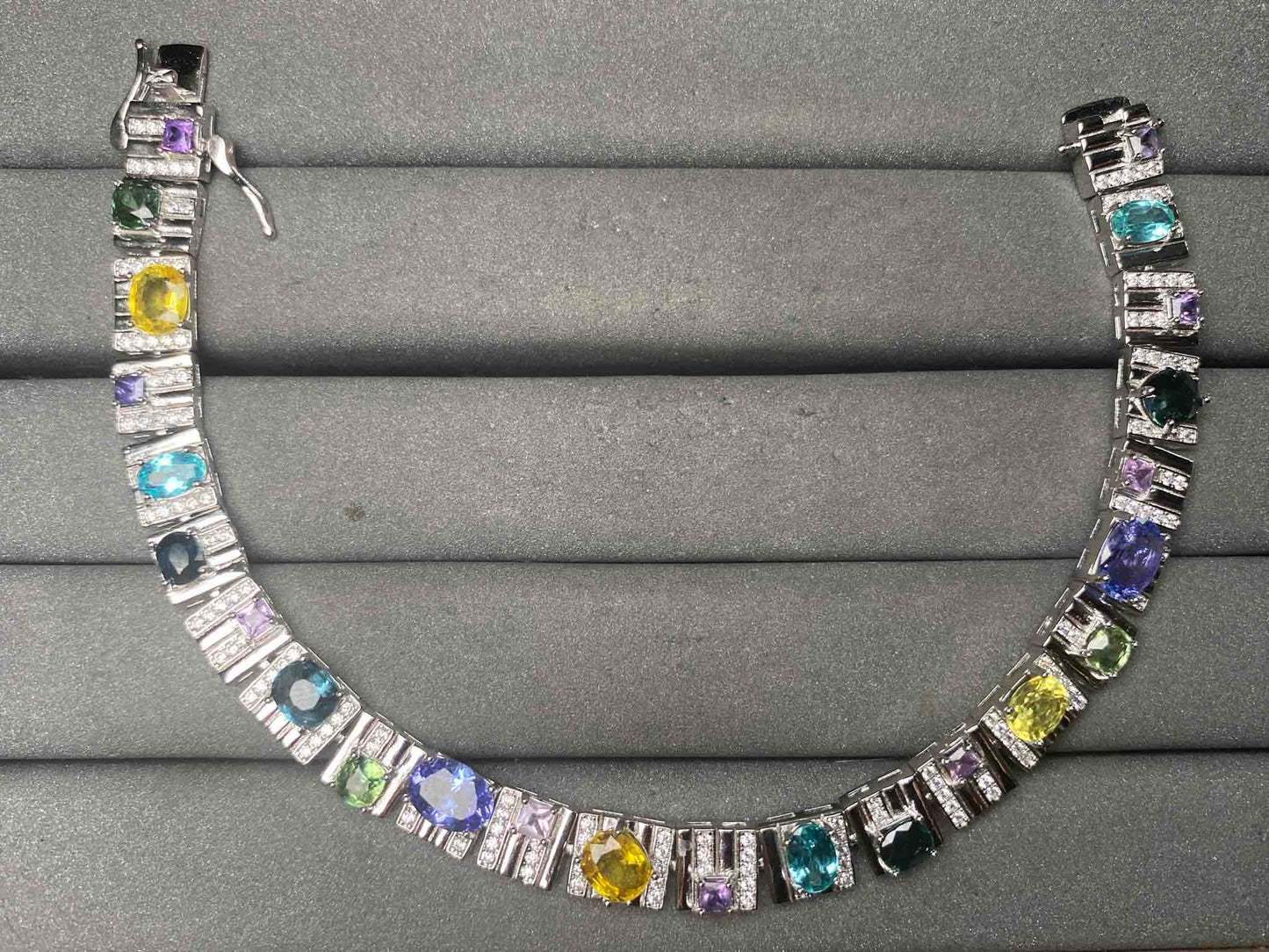 A15400 Tanzanite Bracelet