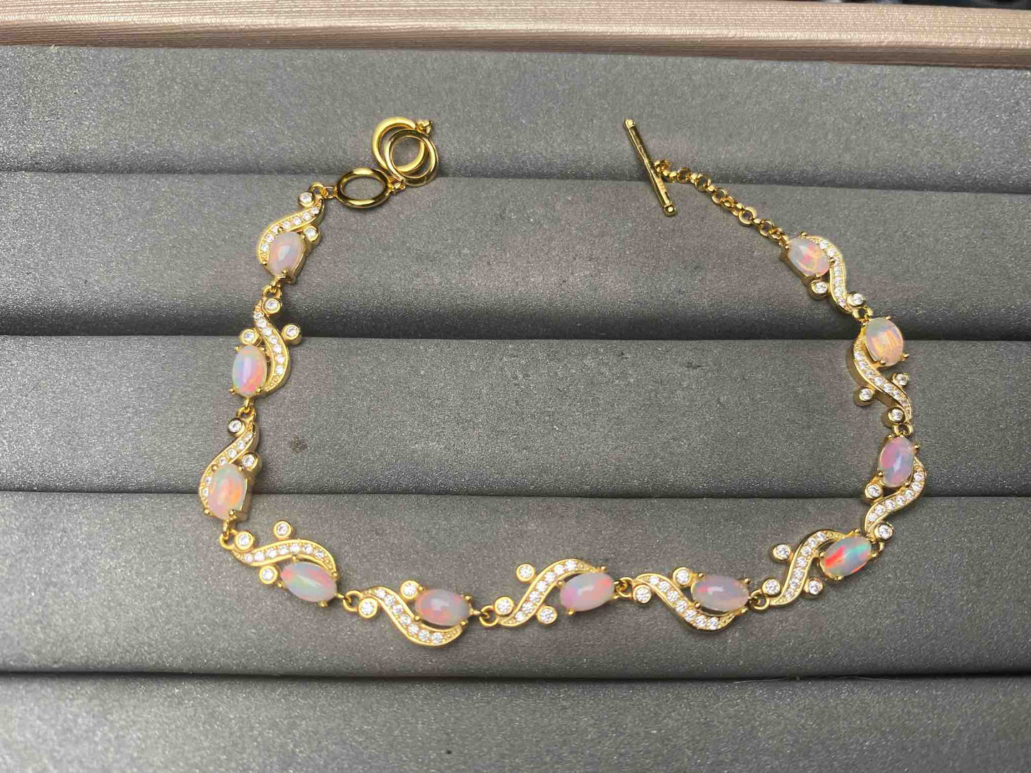 A15412 Opal Bracelet