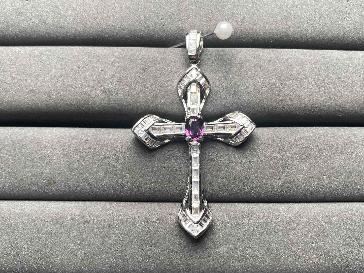 A15486 Spinel Pendant