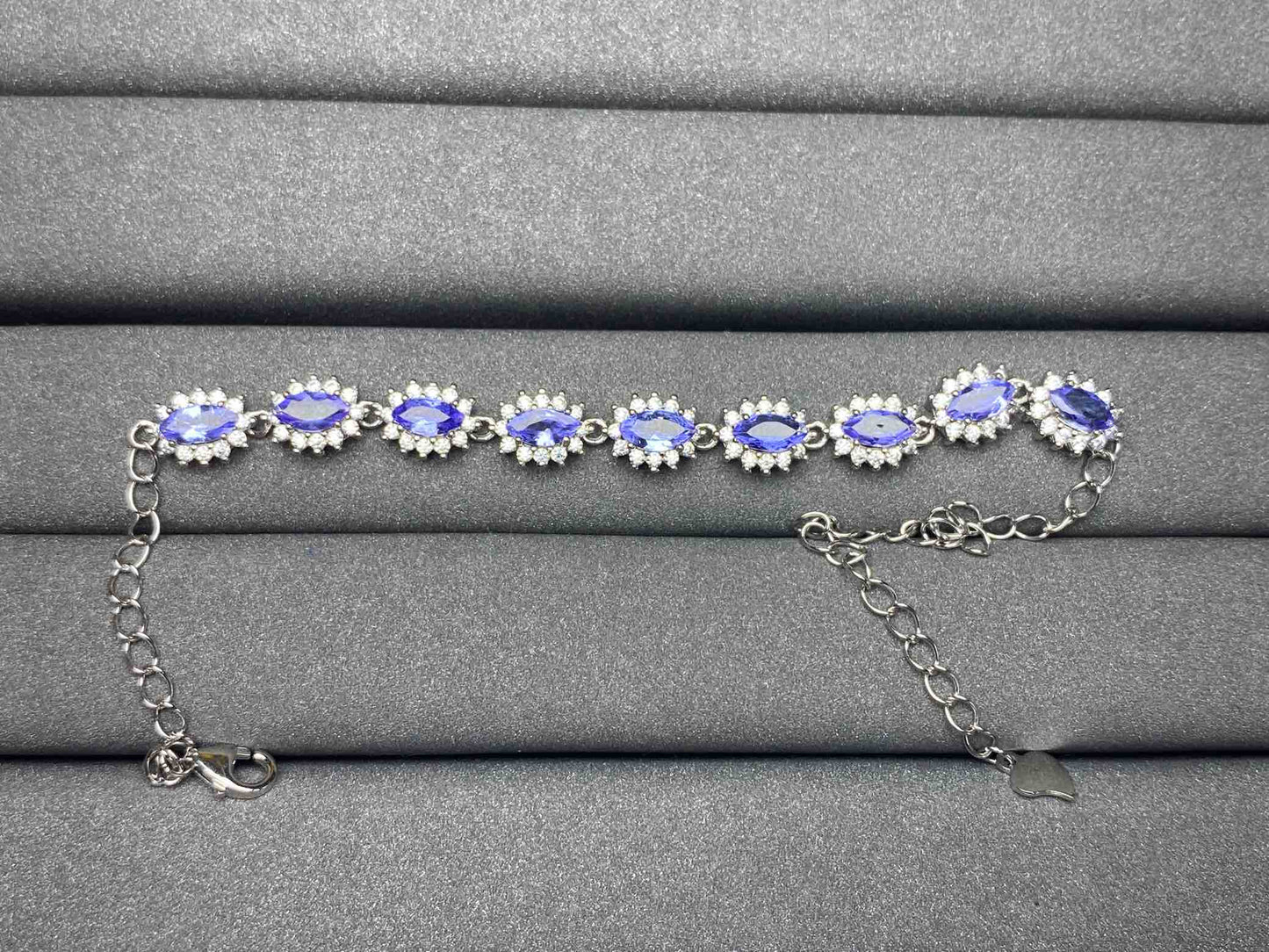 A1554 Tanzanite Bracelet