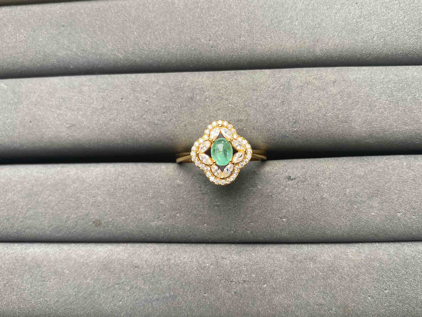 A15625 Emerald Ring