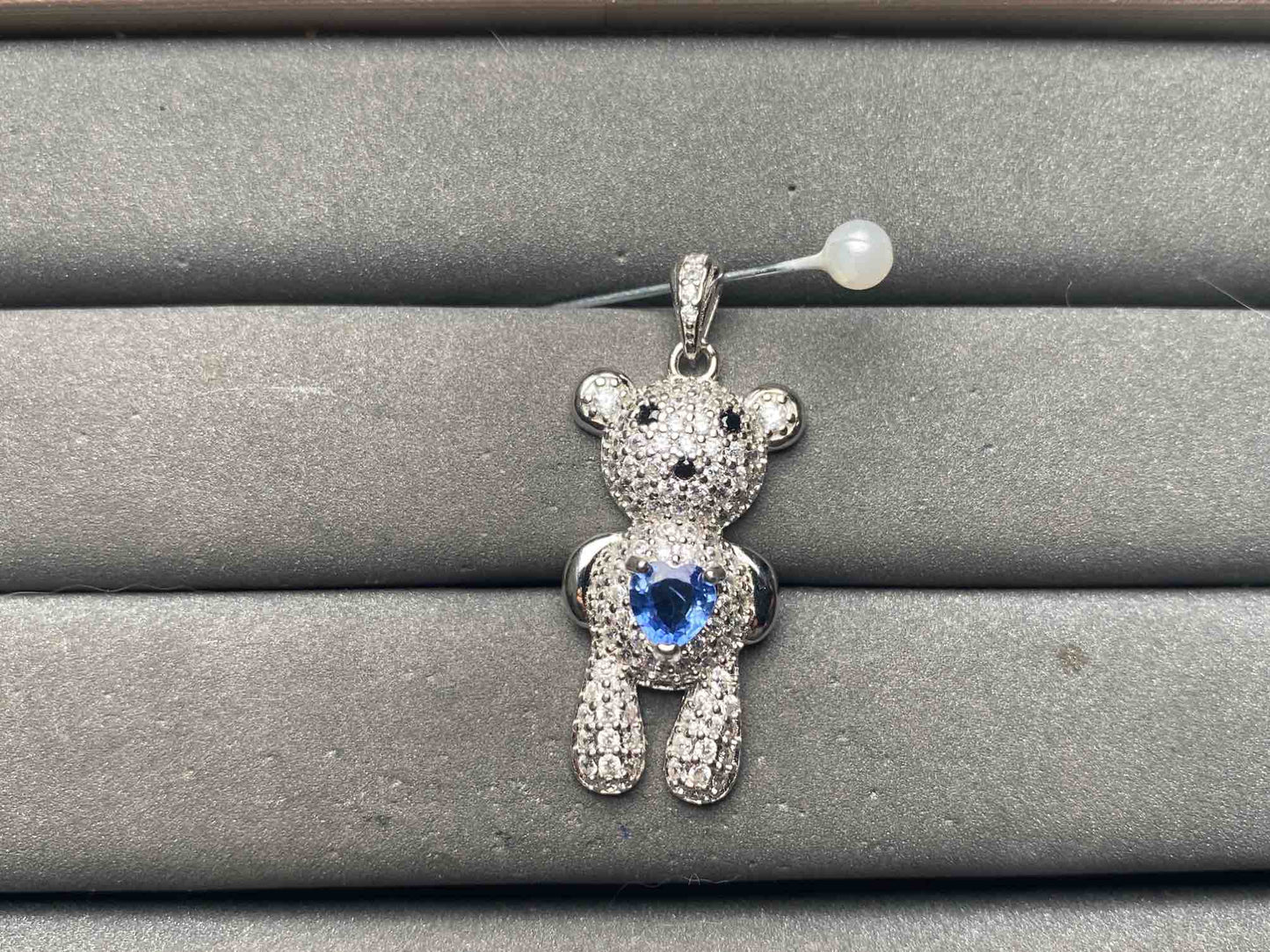 A15850 Tanzanite Pendant