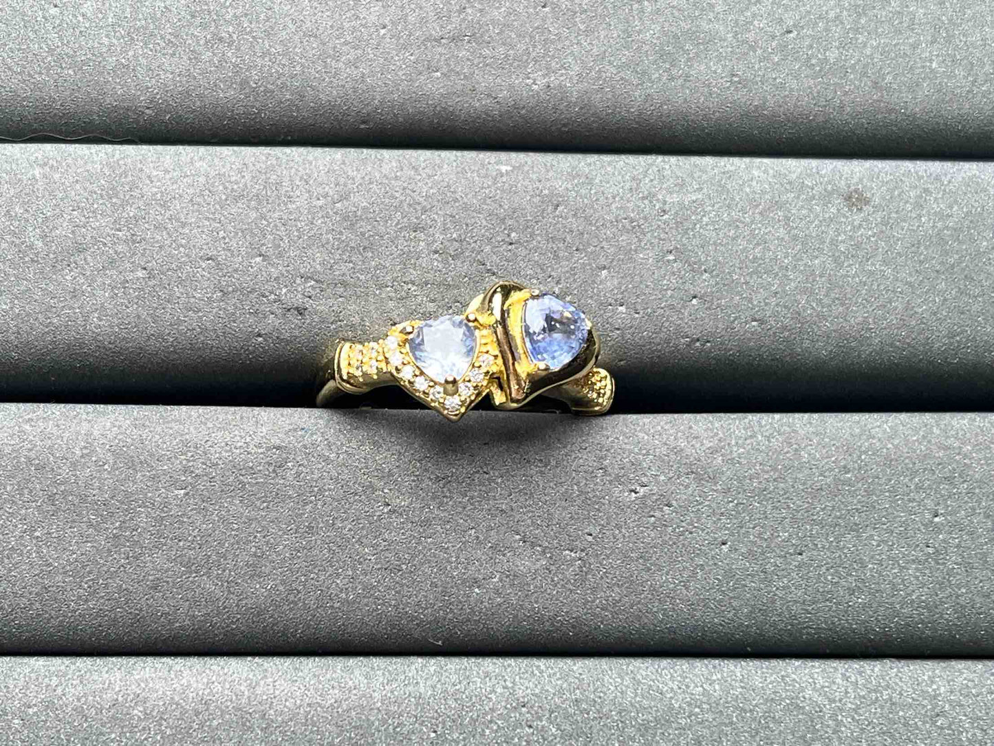 A15854 Tanzanite Ring