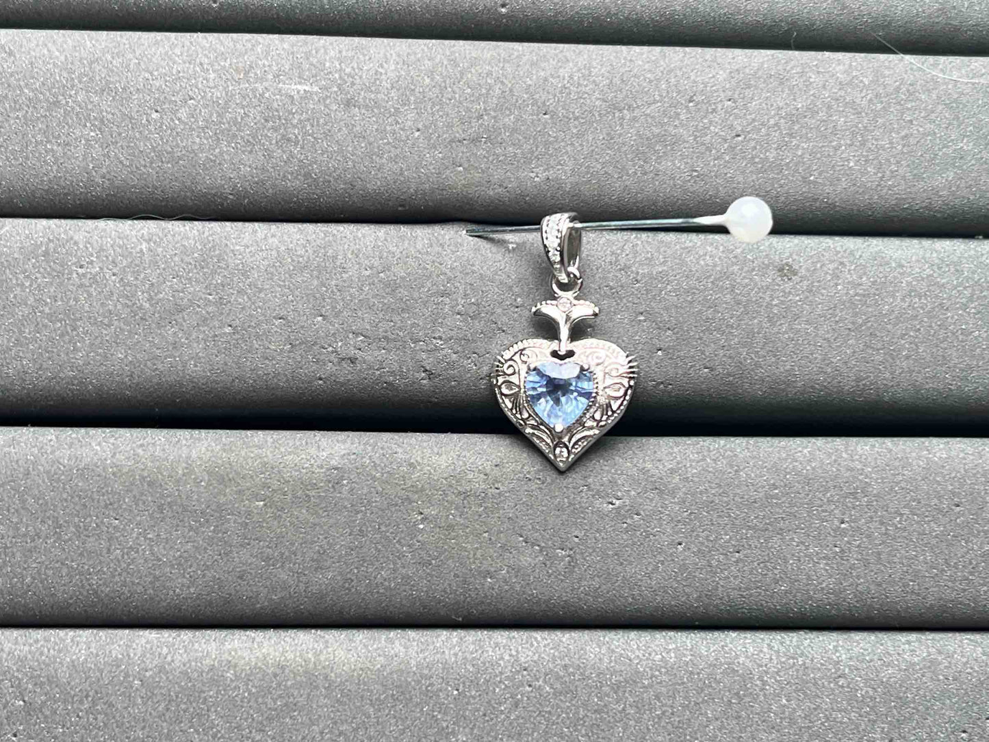 A15860 Tanzanite Pendant