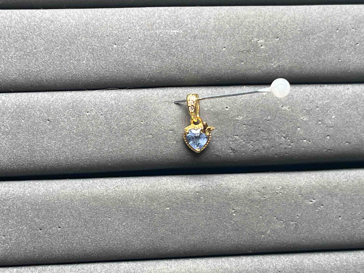 A15866 Tanzanite Pendant