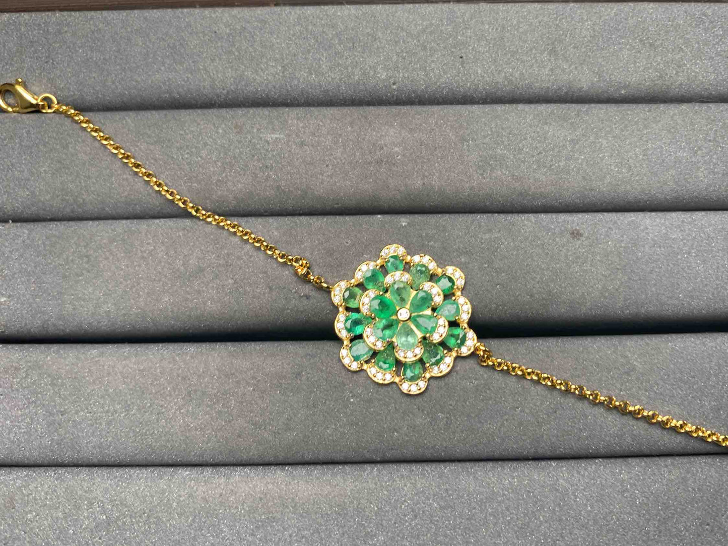 A15875 Emerald Bracelet