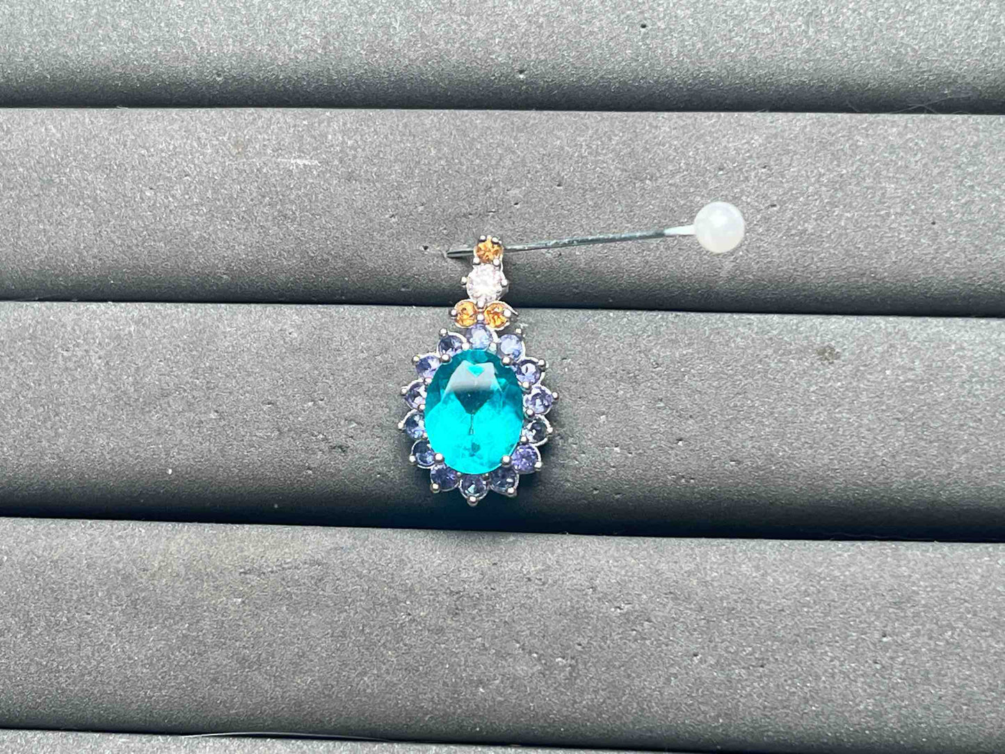 A15905 Topaz Pendant