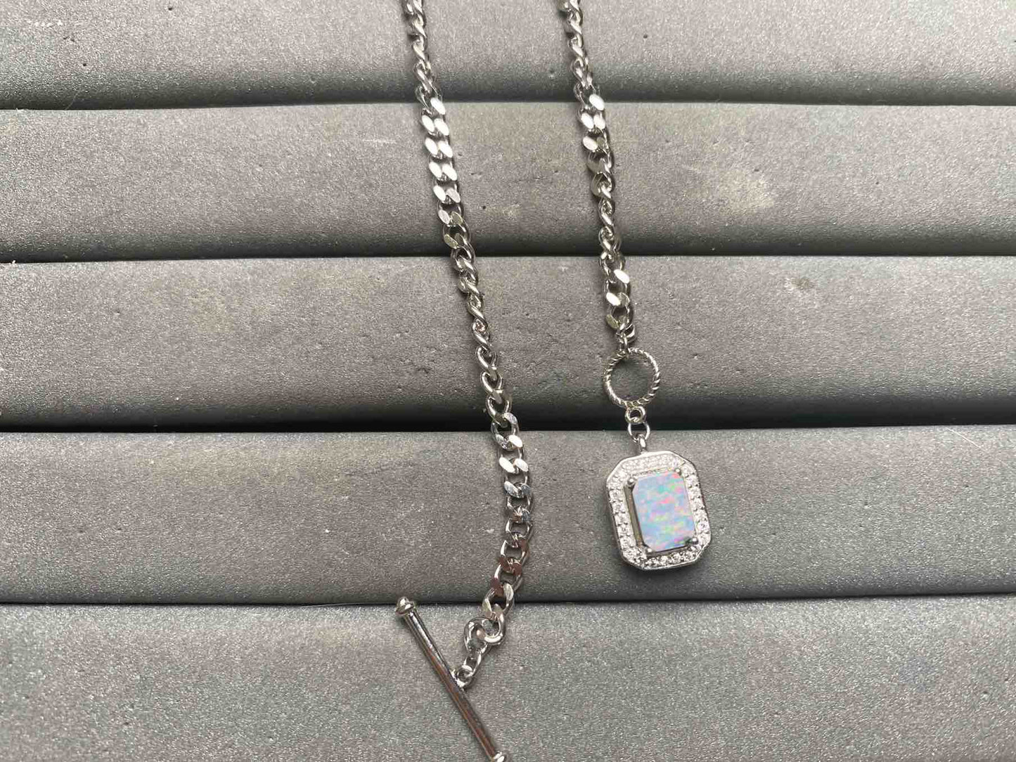 A15940 Opal Necklace