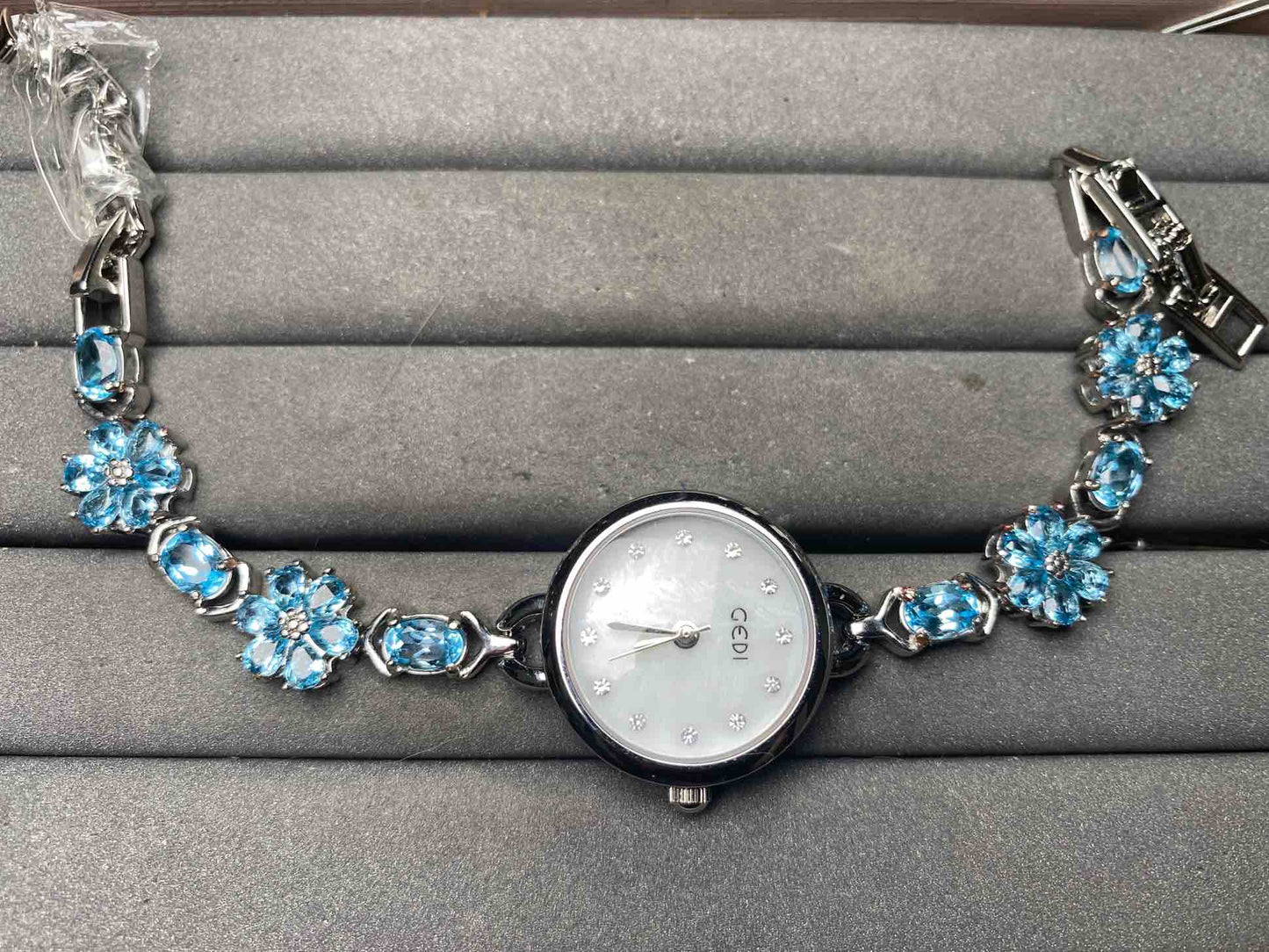 A15977 Topaz Watches