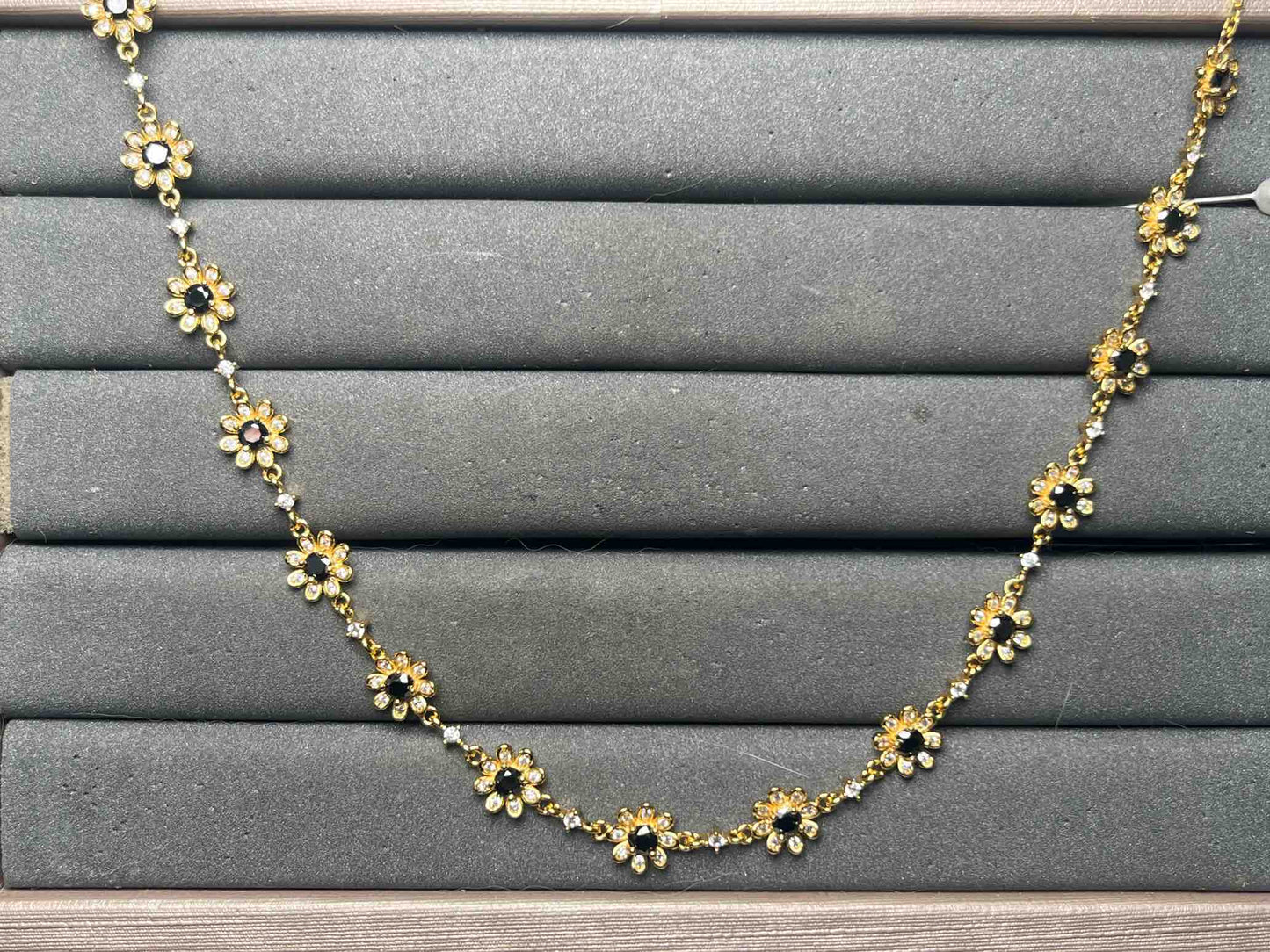 A15987 Spinel Necklace