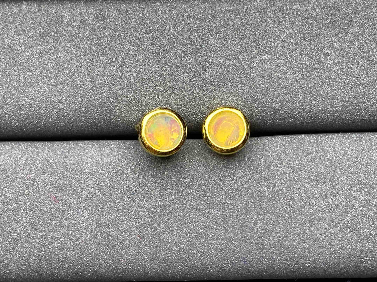 A1647 Opal Earrings