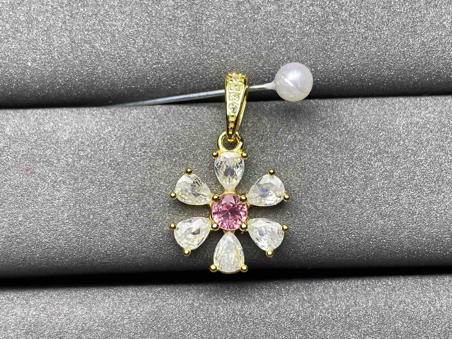 A1671 Pink Sapphire Pendant