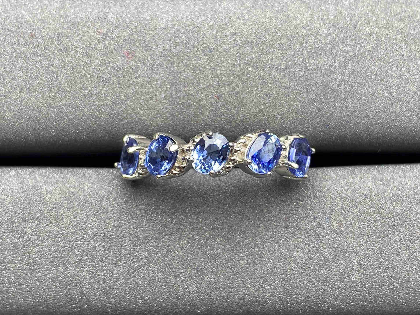 A1725 Cornflower Sapphire Ring