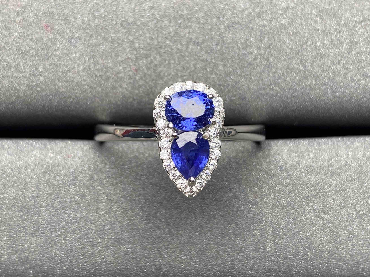 A1742 Cornflower Sapphire Ring