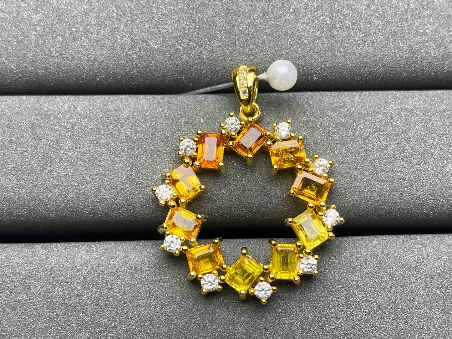 A1844 Colorful Sapphire Pendant
