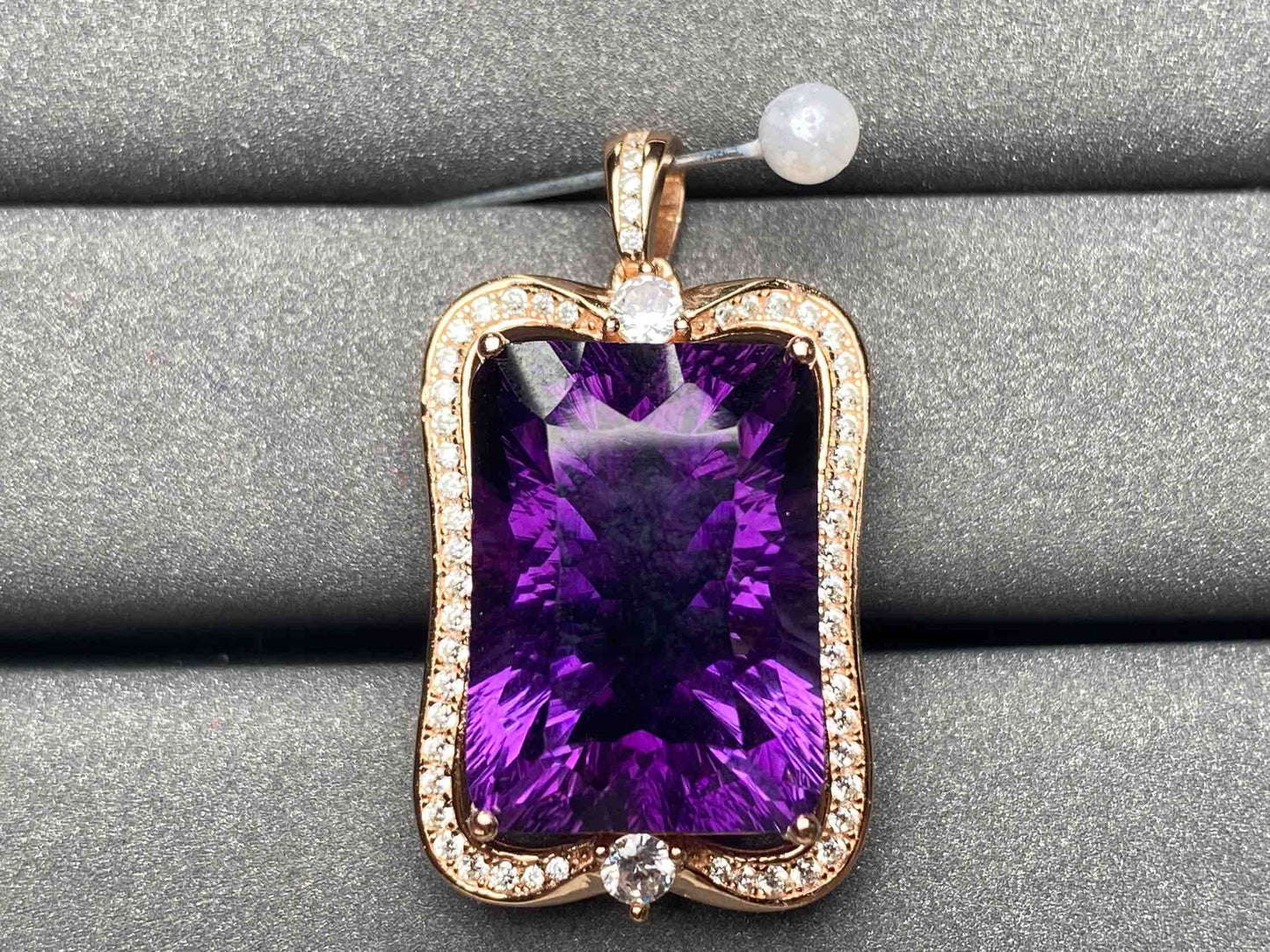A2061 Amethyst Pendant