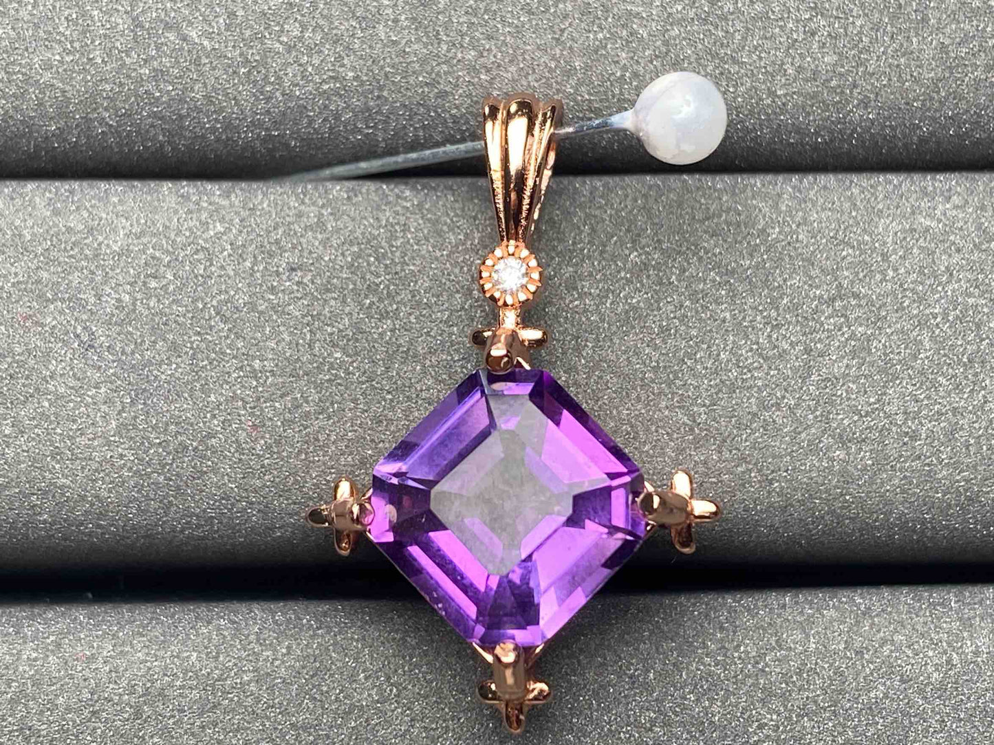 A2062 Amethyst Pendant