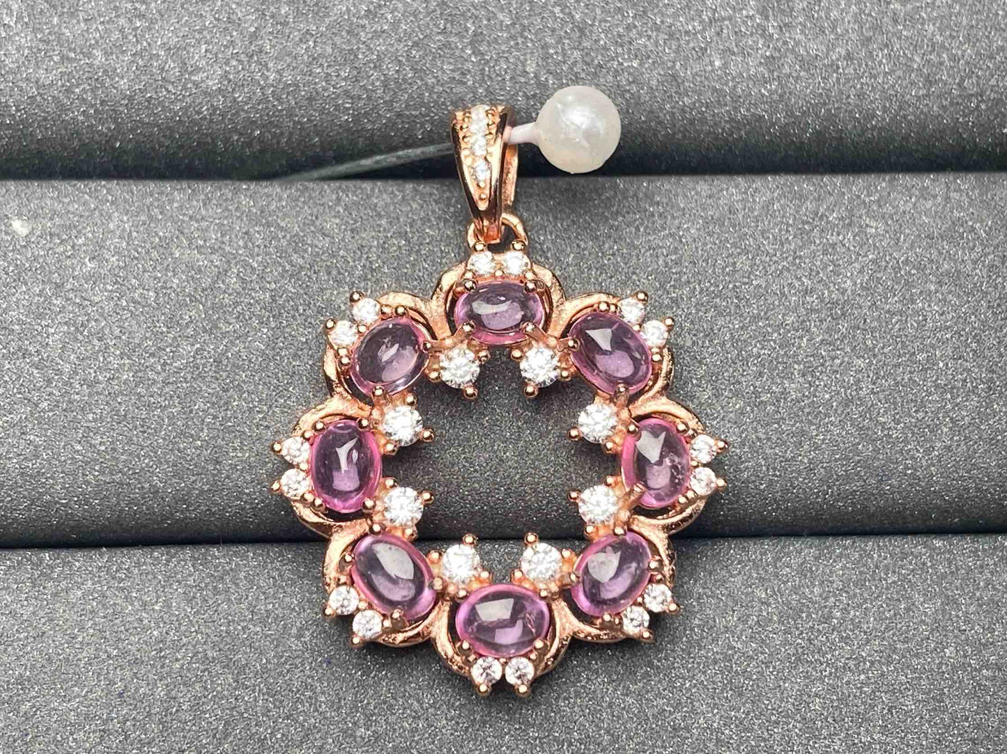 A2206 Pink Sapphire Pendant