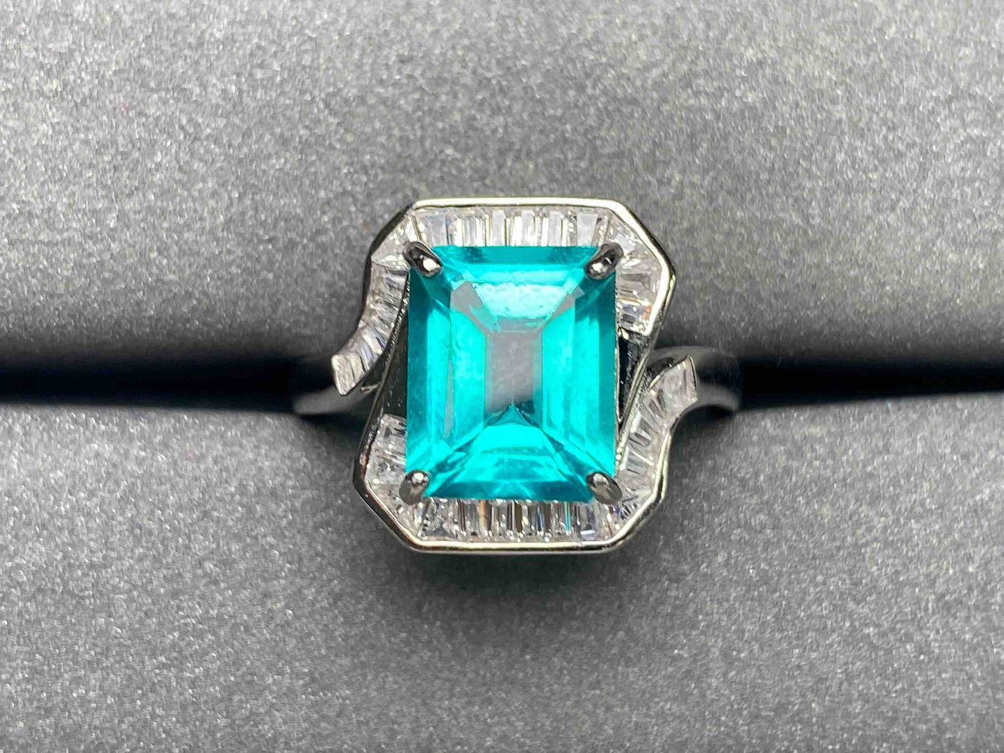 A2225 Topaz Ring