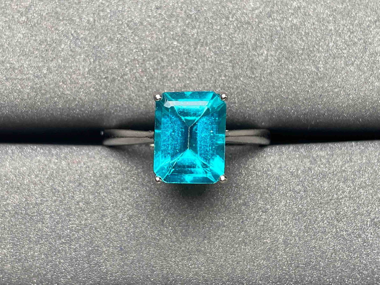 A2229 Topaz Ring