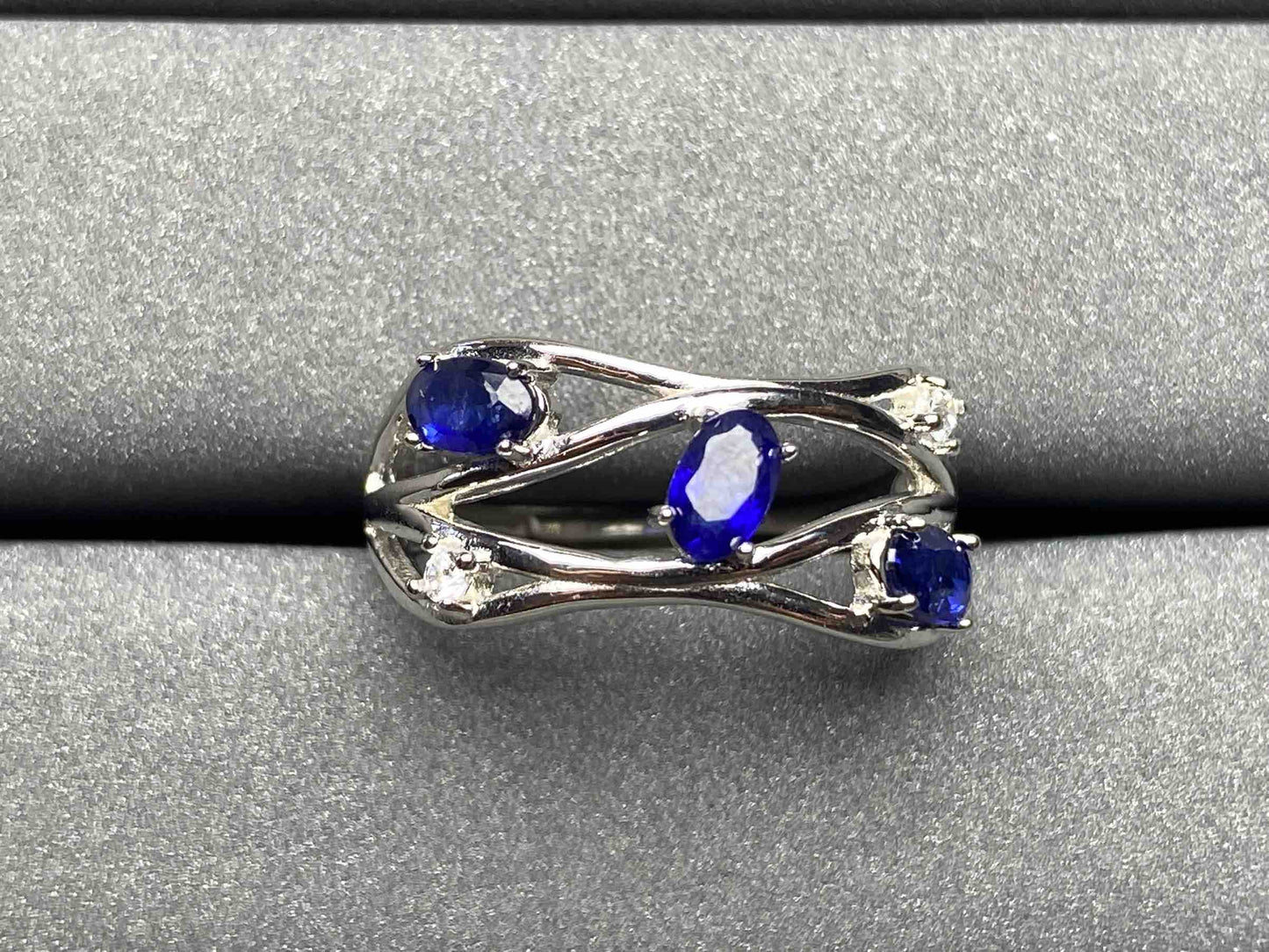 A223 Blue Sapphire Ring