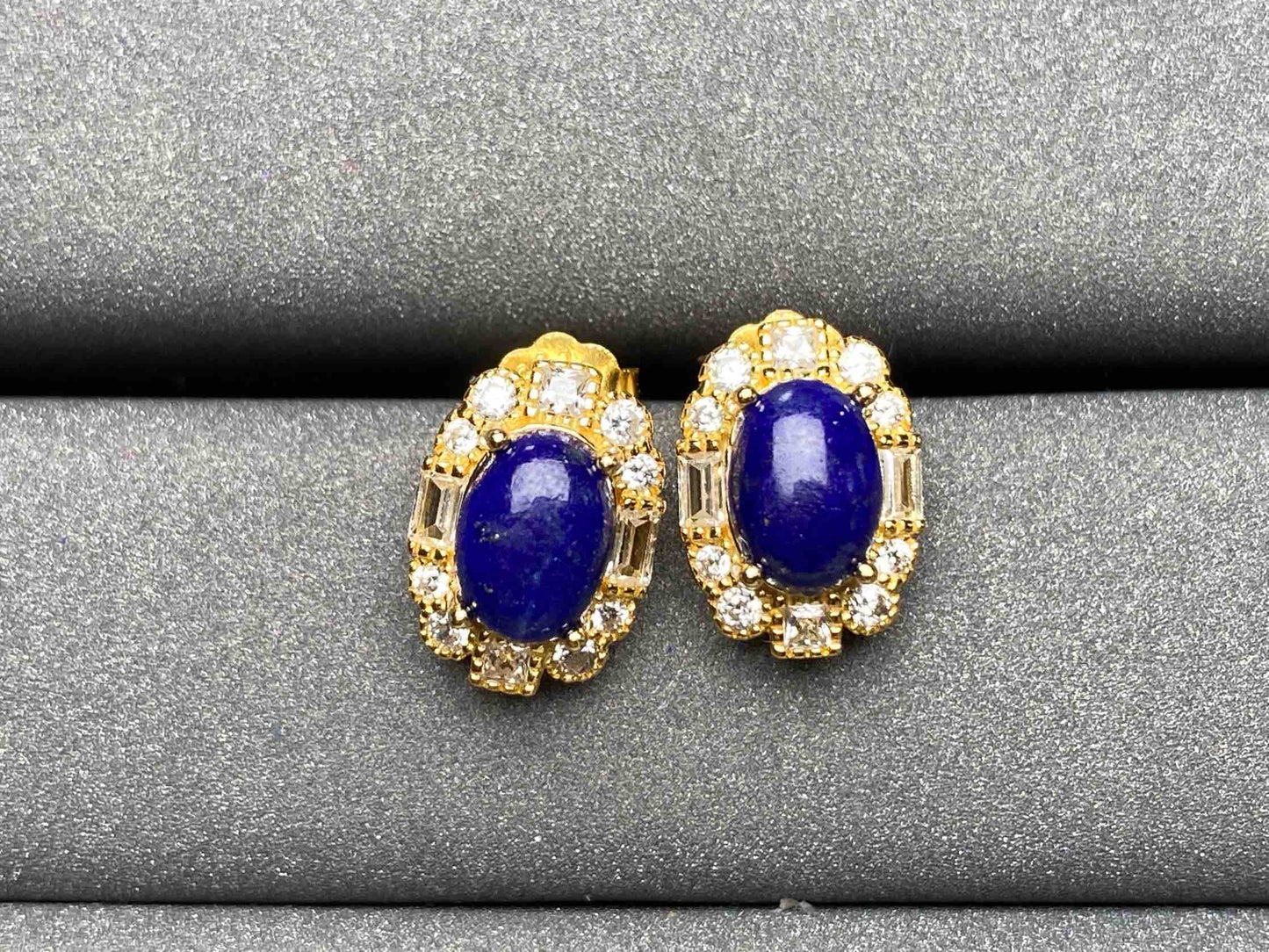 A2316 Lapis lazuli Earrings