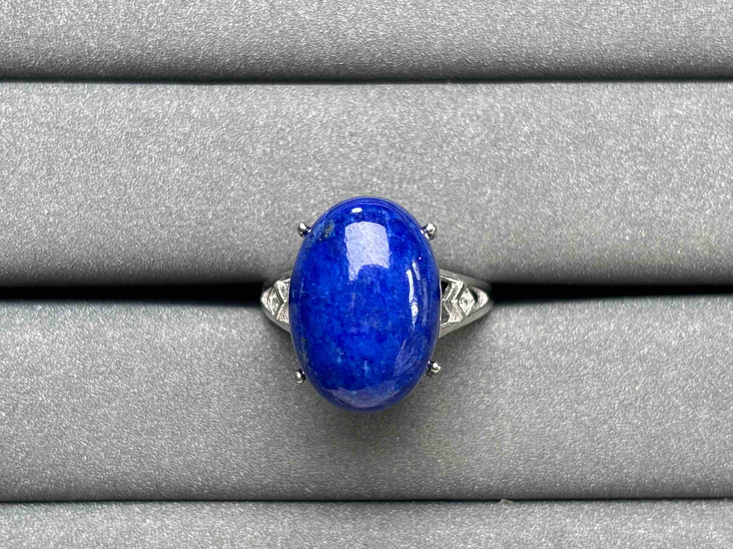 A2338 Lapis lazuli Ring