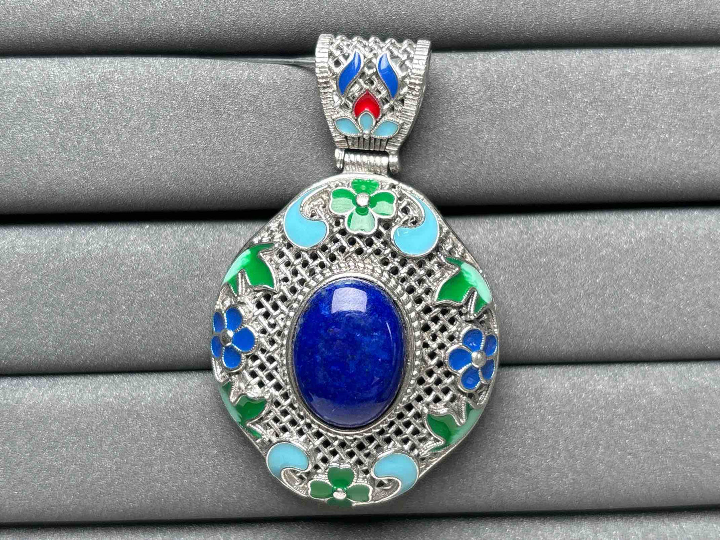 A2448 Lapis lazuli Pendant