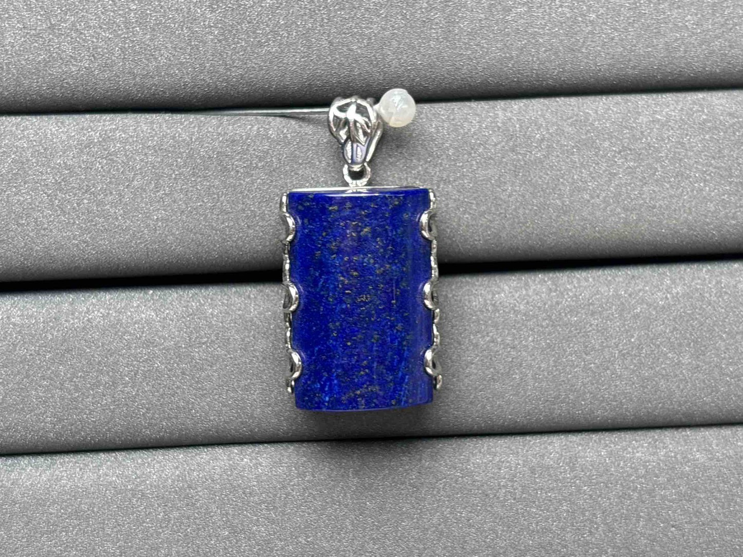 A2453 Lapis lazuli Pendant