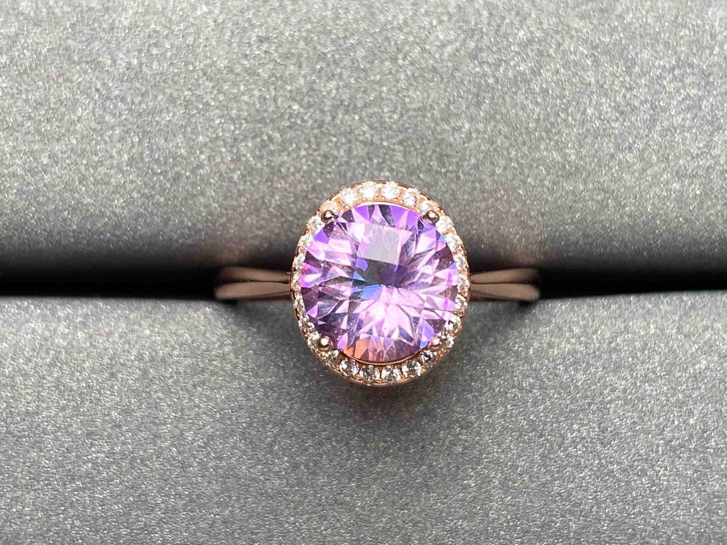 A2584 Topaz Ring