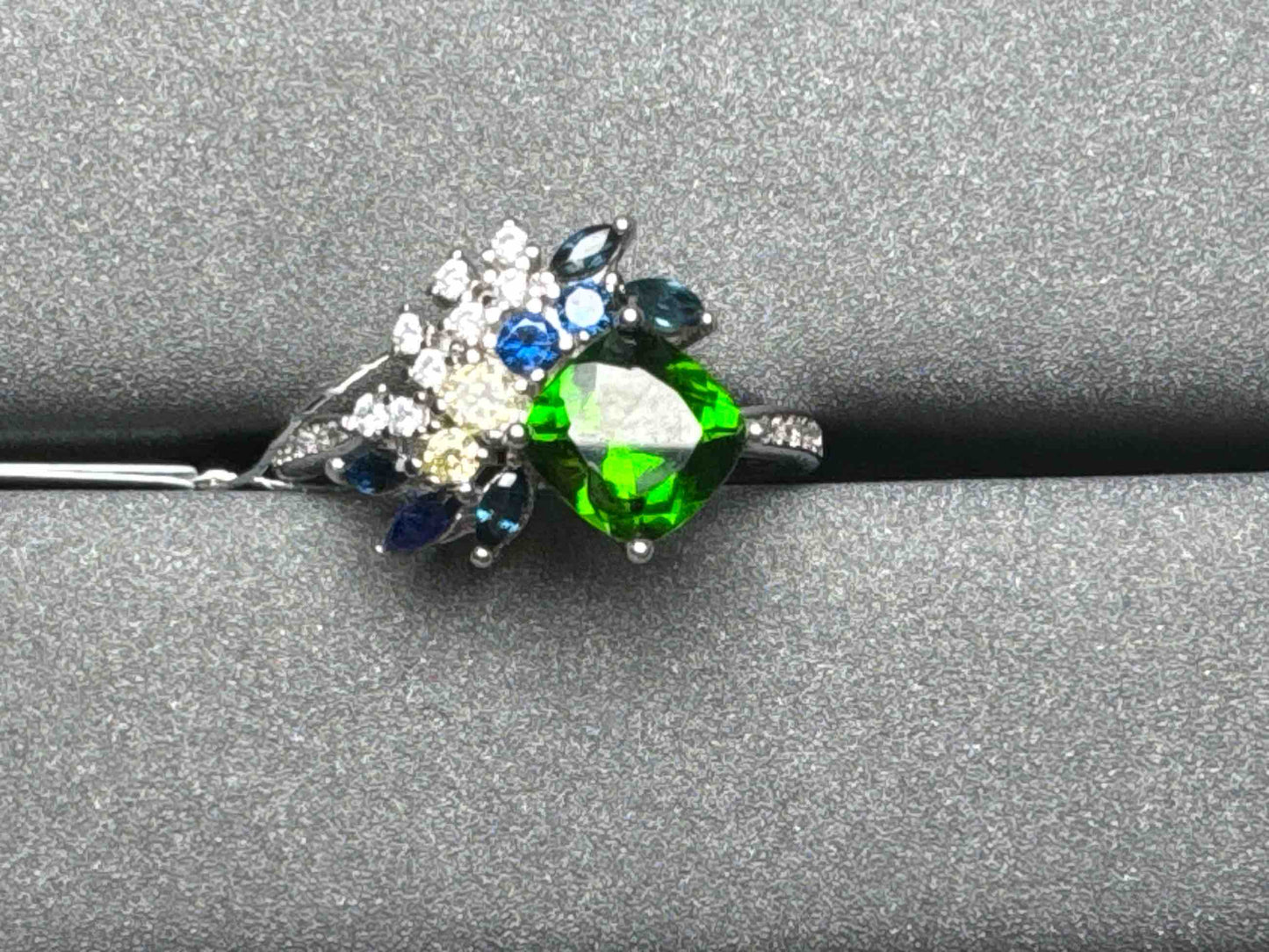 A2719 Diopside Ring